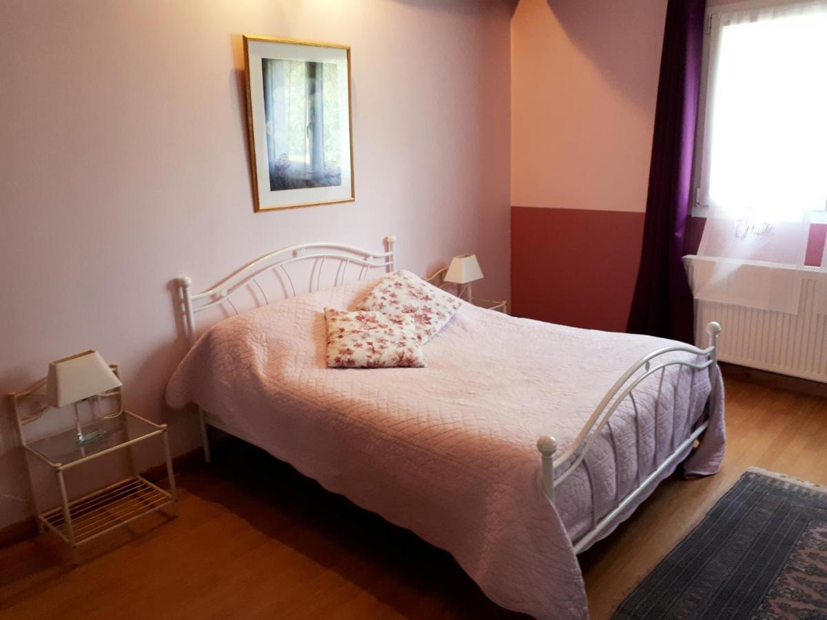 Chambres D'Hotes La Noyeraie Izeron Eksteriør bilde